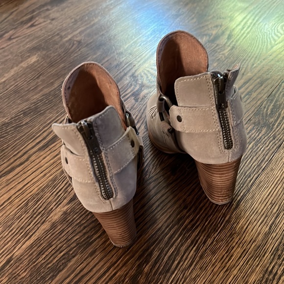 Seychelles Suede Booties - Picture 4 of 7